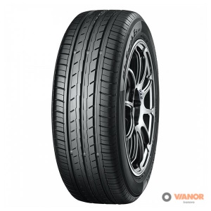 Yokohama BluEarth-ES ES32 215/50 R17 95V