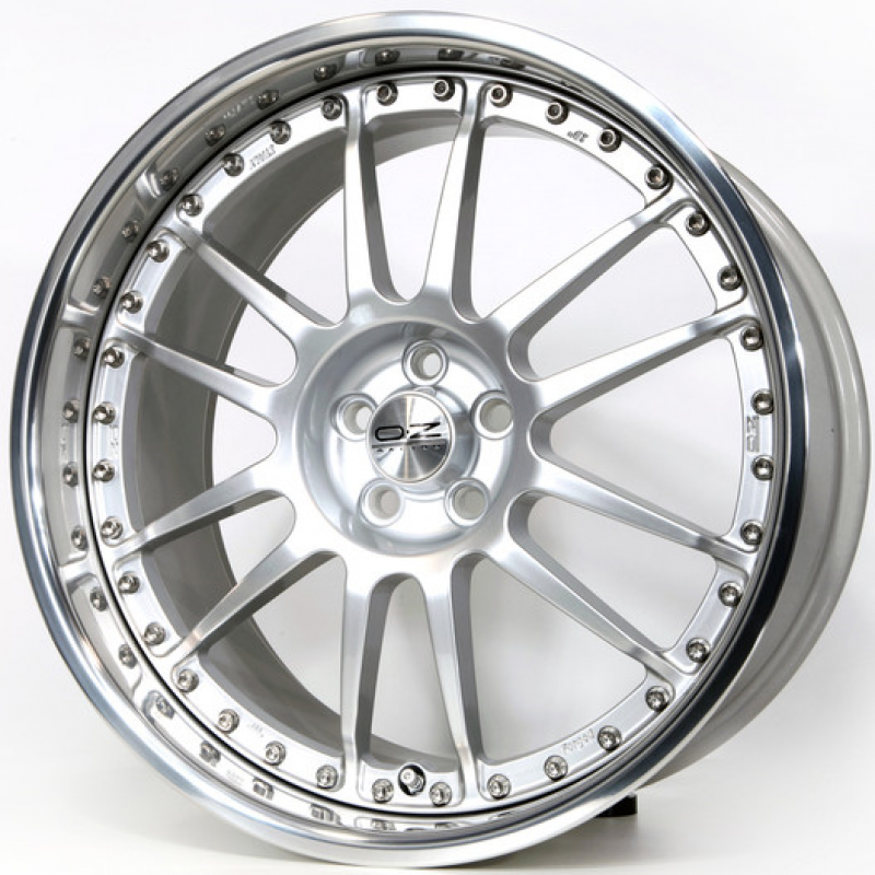 OZ Superleggera III Forget 8,5x19 5/120 ET59 d-70,2 Oz Race Silver (W2104402680)