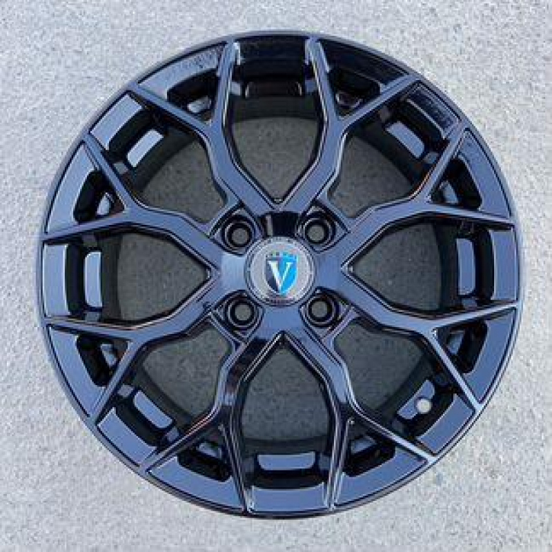 Venti 1519 6,0x15 4/100 ET46 d-54,1 BL