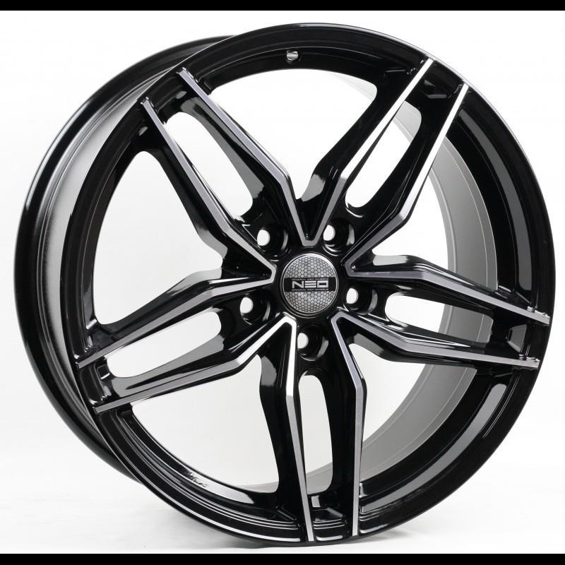 NEO 882 8,0x18 5/114,3 ET45 d-67,1 BD