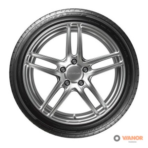 Bridgesone Potenza S001 285/30 R19 98Y XL MO