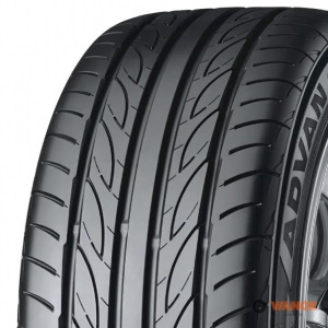 Yokohama Advan Fleva V701 245/35 R19 93W